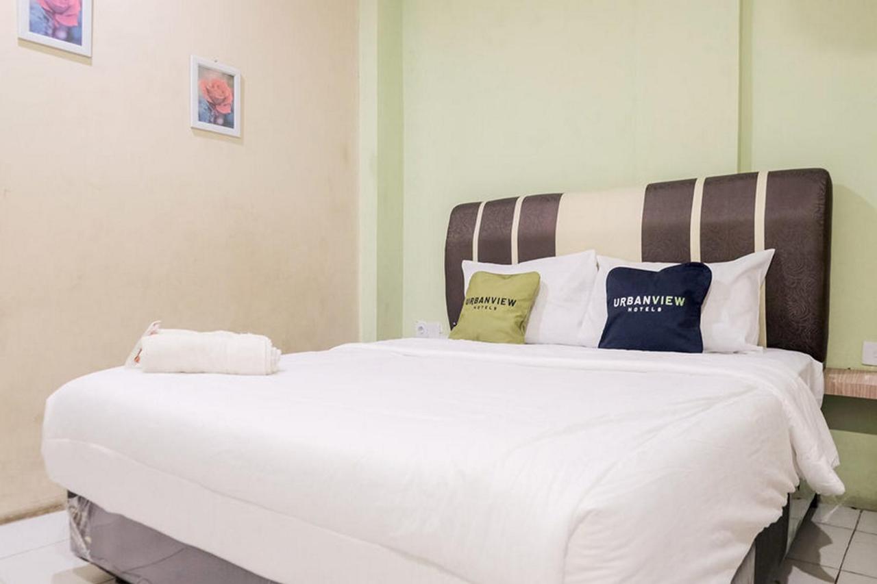 Urbanview Hotel Ta Ke Jelutung Puncak Jambi Ngoại thất bức ảnh