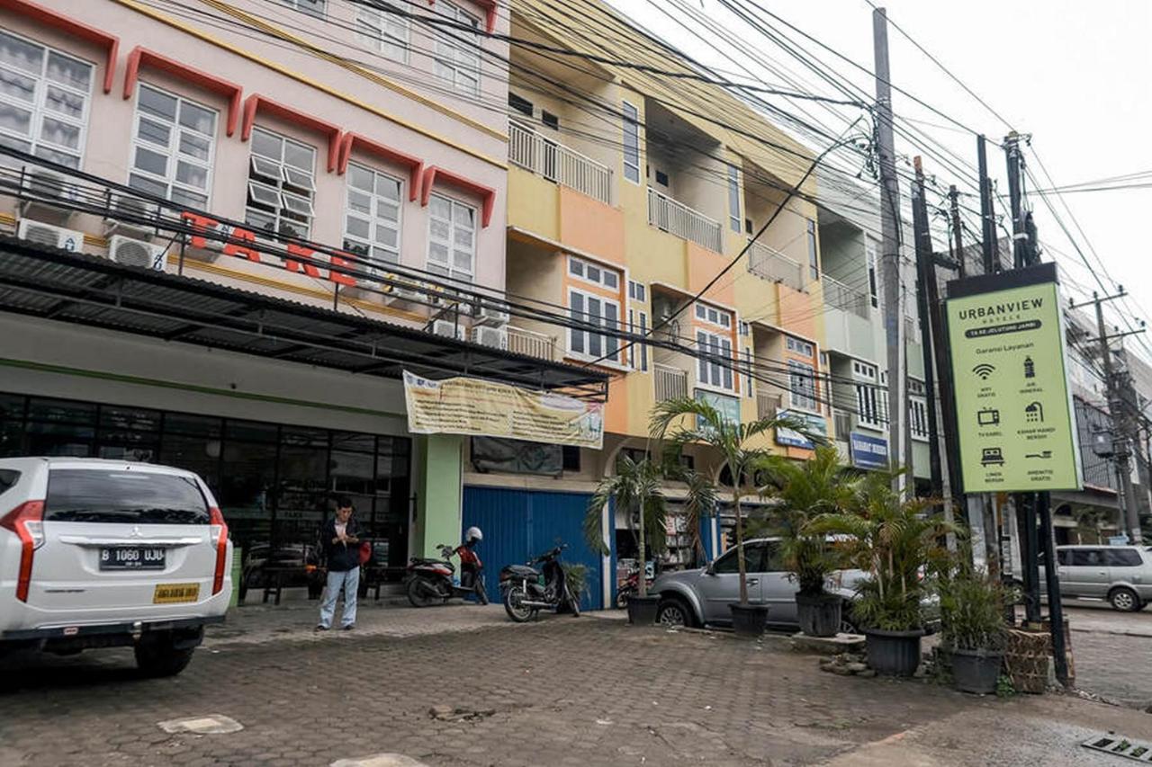 Urbanview Hotel Ta Ke Jelutung Puncak Jambi Ngoại thất bức ảnh