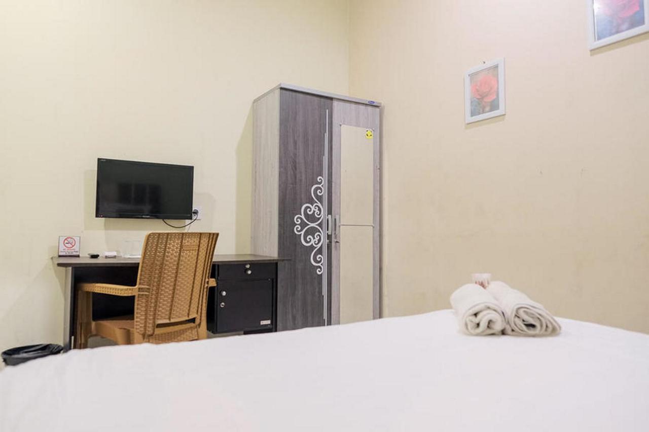 Urbanview Hotel Ta Ke Jelutung Puncak Jambi Ngoại thất bức ảnh